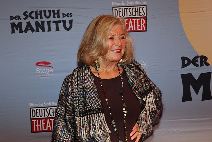Jutta Speidel bei der Premiere von "Schuh des Manitu" im Deutschen Theater am 14.10.2021 (©Fptp: Martin Schmitz)